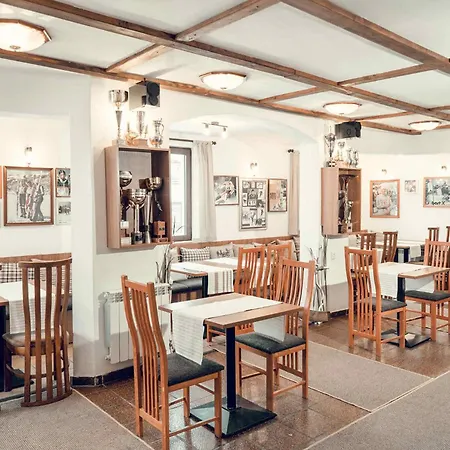 Complex Popangelov Μπόροβετς