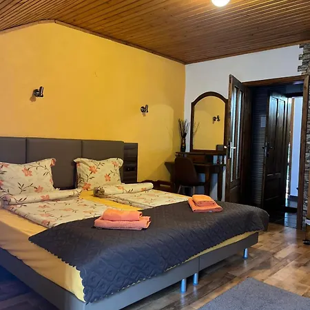 Complex Popangelov 2*